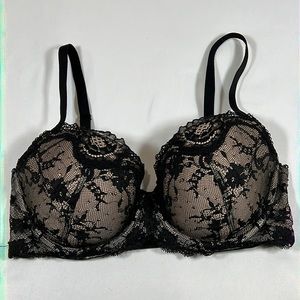 Victoria’s Secret Dream Angels Lined Demi Black Lace Bra Size 32DD
